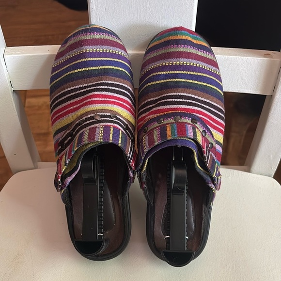 Ingaro Shoes - Colorful Striped Ingaro Women's Mules